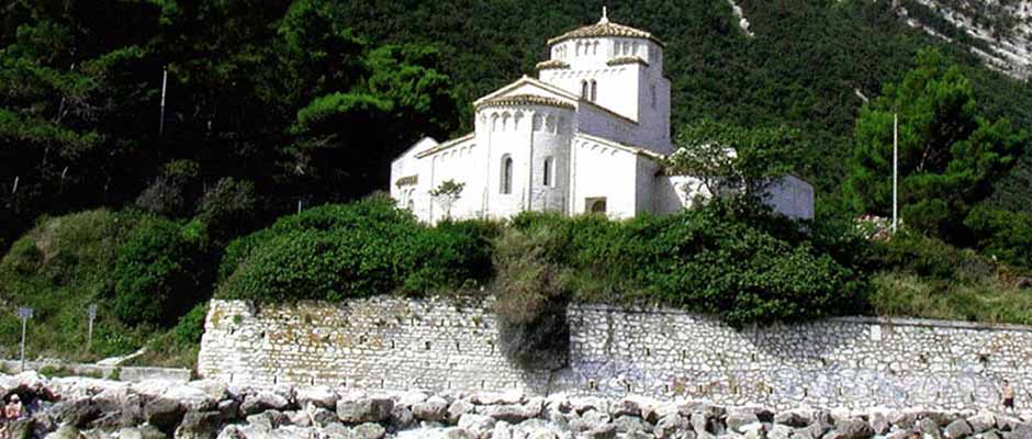 Chiesa di Santa Maria di Portonovo