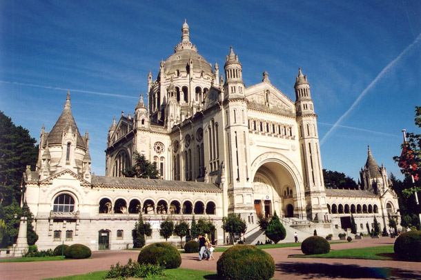 la basilica di lisieux