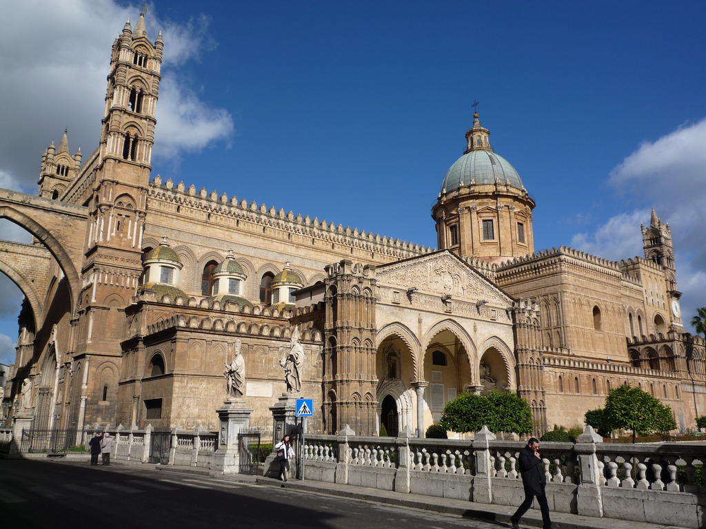 Cattedrale di Palermo esterno